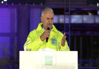 'Türkiye'yi başkalarına şikayet edenler, gerçeği görsünler'