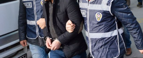 İzmir'de FETÖ operasyonu: 6 gözaltı