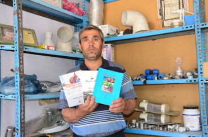 İlkokul mezunu su tesisatçısı 3'üncü kitabını yazdı