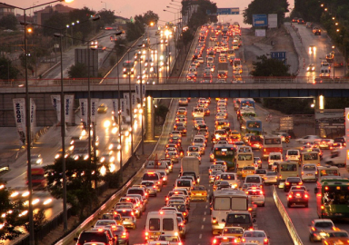 İstanbul trafiğinde bayram yoğunluğu başladı