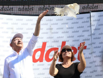 'Adalet ve Kalkınma Partisi Genel Başkanı'na geçmiş olsun'