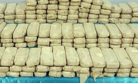 Sınır kapısında 100 milyonluk uyuşturucu ele geçirildi