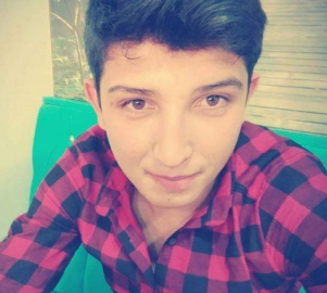 Gençlerin kız meselesi kavgasında kan aktı