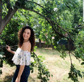 Sevgilisinin ailesiyle bayramlaştı