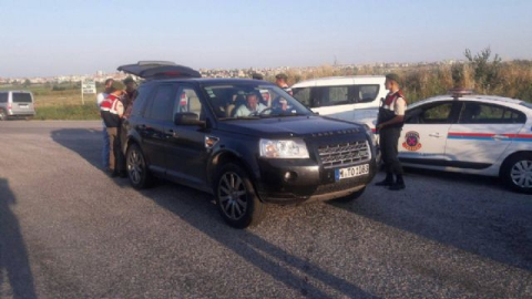 Lüks cipte 1 milyon liralık kaçak cep telefonu yakalandı