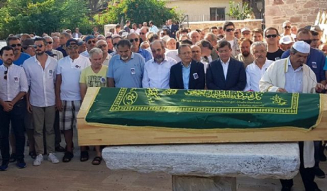 Eski Başbakan Davutoğlu'nun acı günü