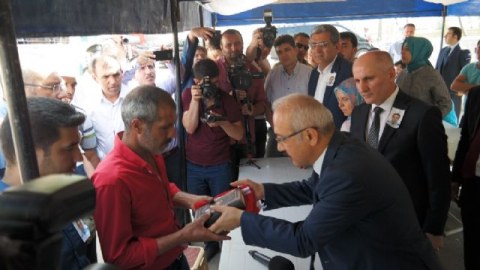 Bakan Elvan'dan şehit ailelerine taziye ziyareti
