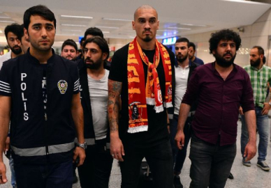 Yeni Aslan İstanbul'da