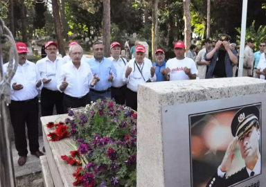 'Adalet Yürüyüşü'nün 16. günü: Kılıçdaroğlu'ndan Gaffar Okkan'ın mezarına ziyaret