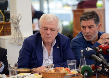 'Güray ve Yusuf bizde oynamak istiyor