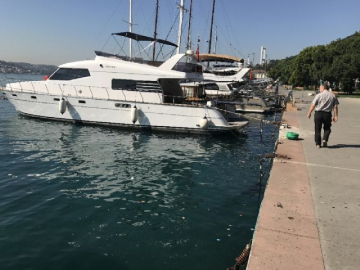 Ailesiyle kavga eden genç kız denize atladı