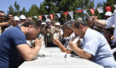 Muhtarlar çocuklar gibi eğlendi