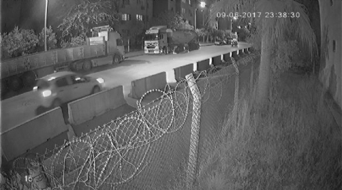 Akü hırsızları kamerada