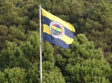 Fenerbahçe'de 4 imza