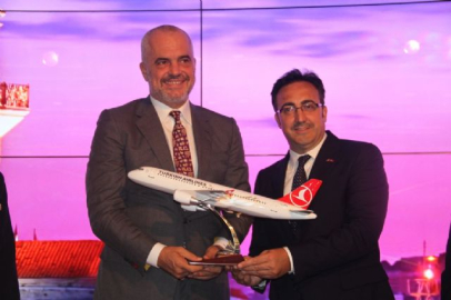 THY'den Arnavutluk'a havayolu desteği