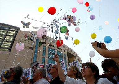 Cumhuriyet davasında 7 tahliye, 4 kişinin tutukluluğuna devam kararı
