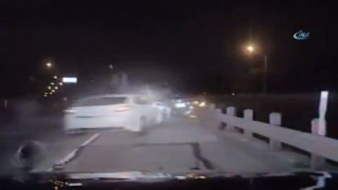 Polis bu kazadan sağ kurtuldu