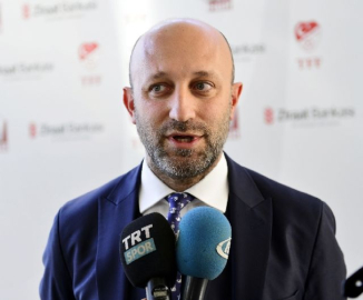 Cenk Ergün: Transferler devam edecek