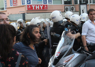 Berkin Elvan'ın annesi ve ablası gözaltına alındı