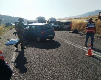 Batman'da feci kaza: 1 ölü, 10 yaralı