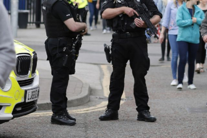 ABD'de araç göstericilerin arasına daldı: Çok sayıda yaralı var