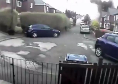 Gaz patlaması evi harabeye çevirdi