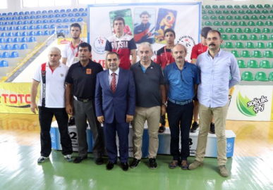 Güreş Turnuvasında Türkiye 8 altın madalya ile birinci