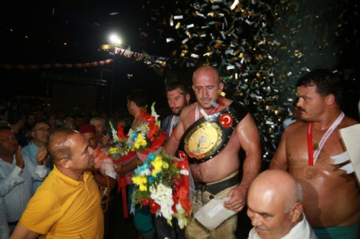 Sait Bingöl, altın kemerin daimi sahibi oldu