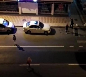 Sokak ortasında palalı meydan savaşı