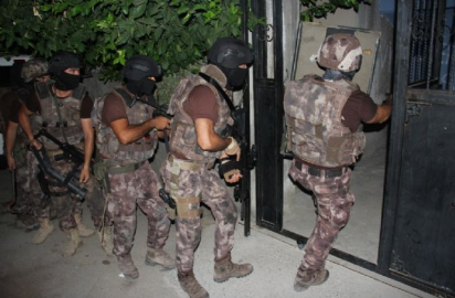 PKK'ya şafak operasyonu: 12 gözaltı