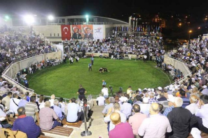 8. Dünya Uluslararası Aba Güreşleri kıran kırana geçti.