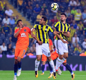 İlk yarıda 3 gol var