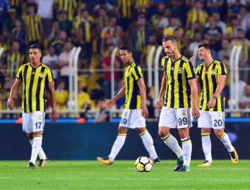 Fenerbahçe kaybetti, taraftar istifa istedi