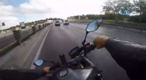 Taksi aniden şerit değiştirince...