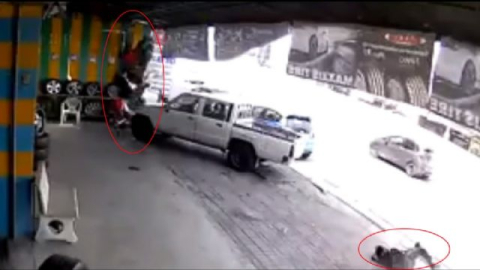 Motosiklet böyle uçtu !