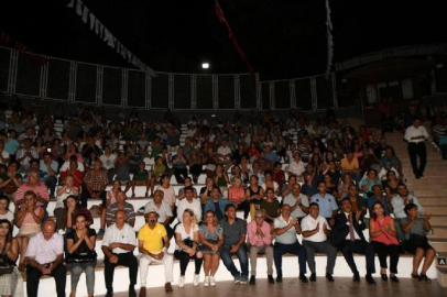 'Çirkin Kral' anıldı