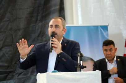 'AK Parti'nin tabelası kimsenin tapulu tabelası değildir'
