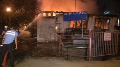Tarihi Sobacılar Çarşısı'nda korkutan yangın