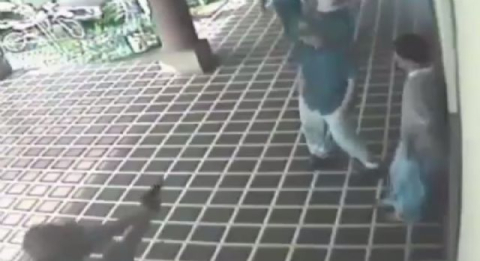 Arkadaşıyla konuşurken öldürüldü