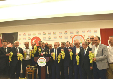 Bakan Fakıbaba: Ayran kadar üzüm suyu da milli içeceğimiz