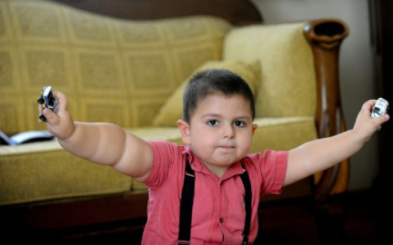 Çaresiz aile müjdeli haber bekliyor