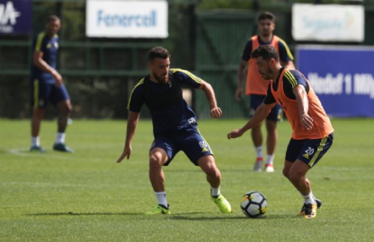 Skrtel takımdan ayrı çalıştı