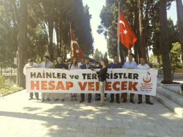 15 Temmuz gazileri Sezgin Tanrıkulu'nu protesto etti