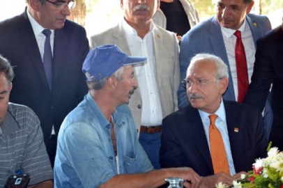 Kılıçdaroğlu, Balıkesir'de vatandaşlarla bir araya geldi