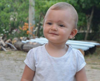 1.5 yaşındaki Zehra balkondan düşerek öldü