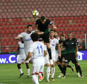 Akhisar 3 puanı kaptı
