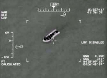 Sahil Güvenlik uçağından kaçamadılar: Tam 38 kişi !