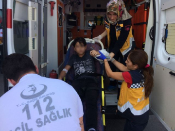 Koluna demir saplandı