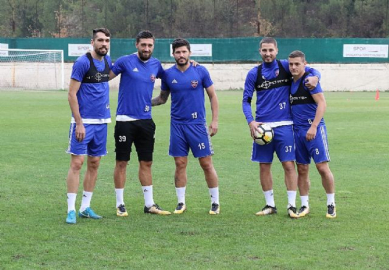 Karabükspor'da 5 futbolcu Rumen Milli Takımı'na davet edildi