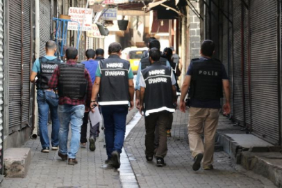 Diyarbakır'da hava destekli şafak operasyonu: 10 gözaltı
